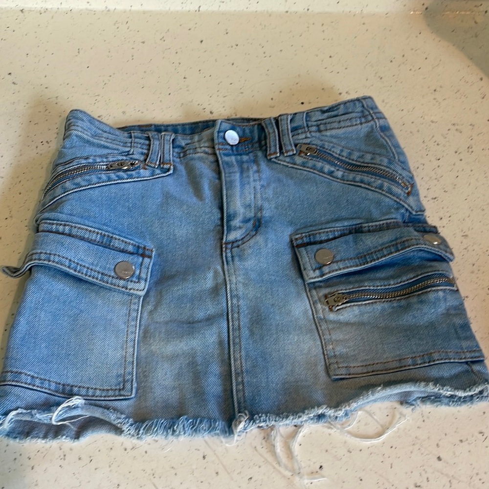 Tractr big girls skirt size 7